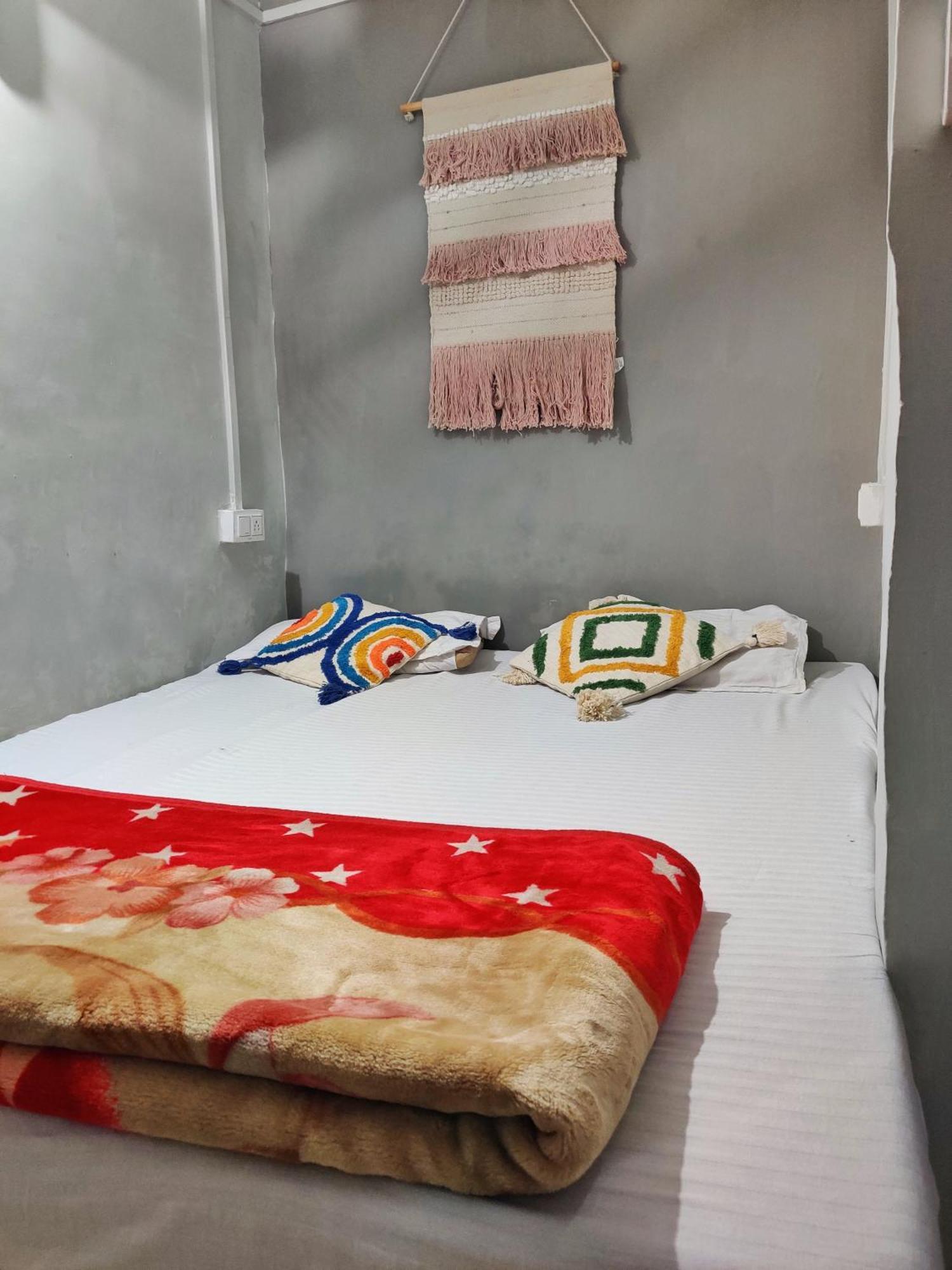 Varah Square Guest House Pushkar Quarto foto
