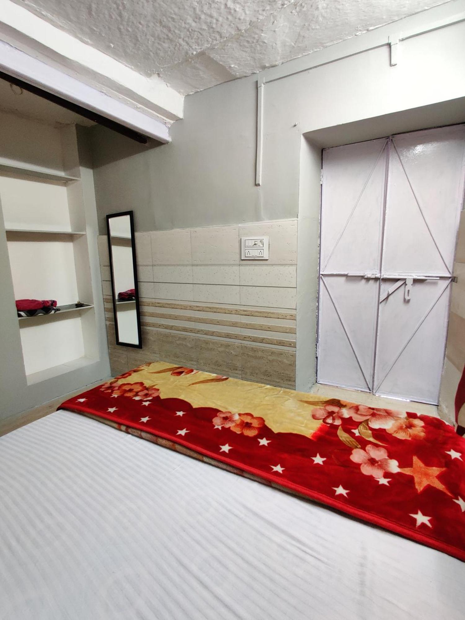 Varah Square Guest House Pushkar Quarto foto